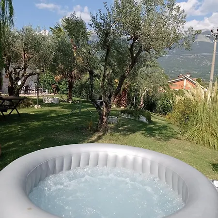 The Wishing Well Bed & Breakfast Gallinaro